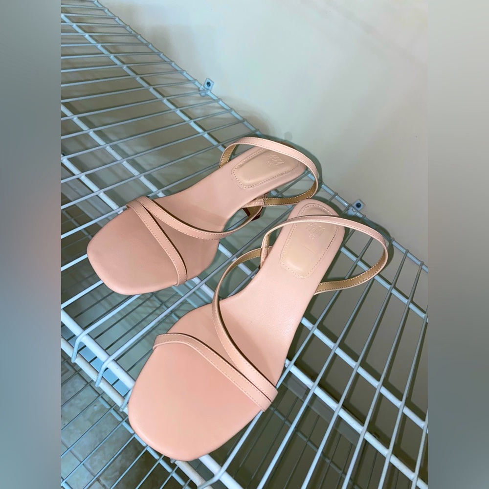 👠BEIGE HIGH HEEL👠